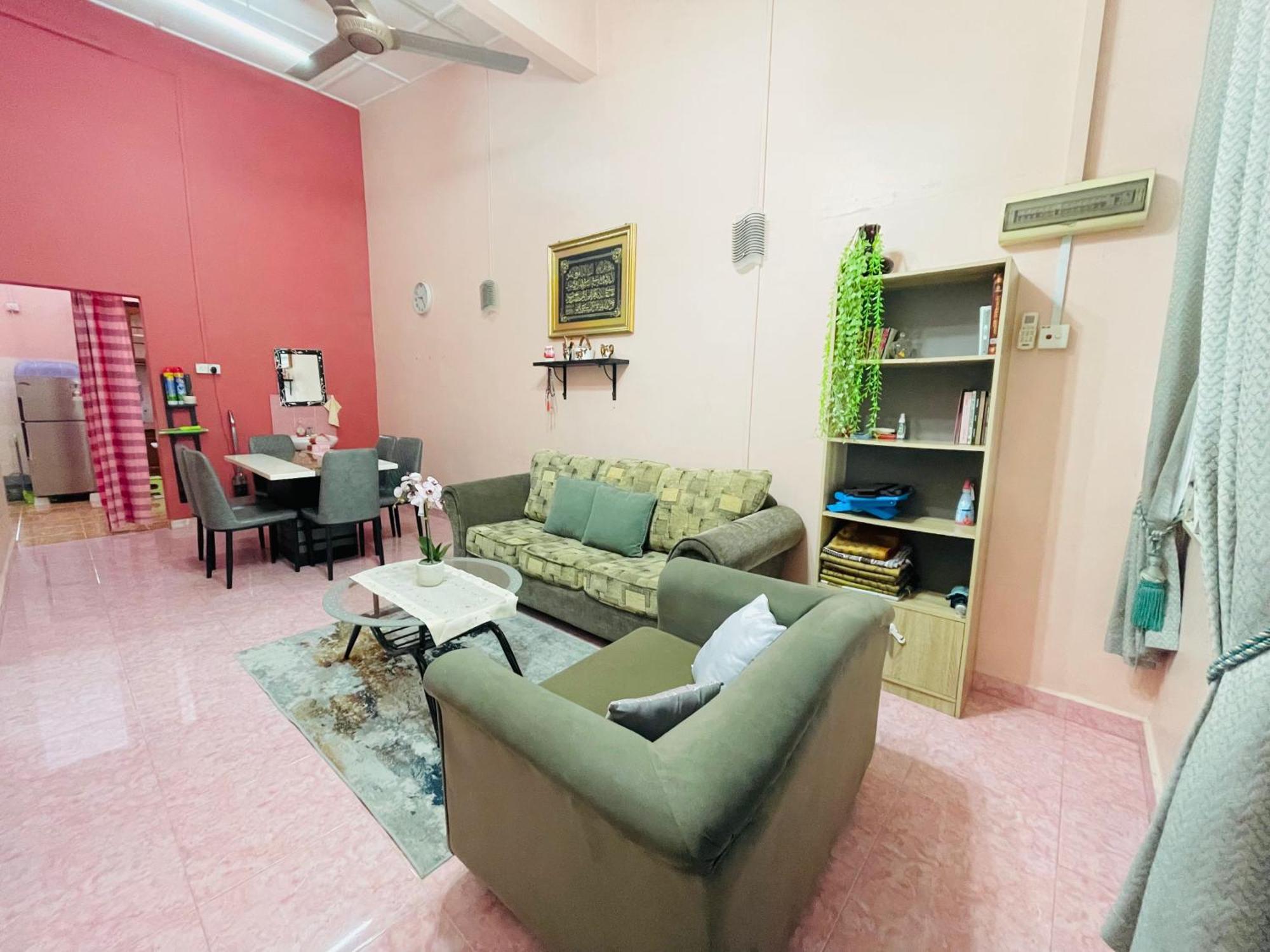 Kota Bharu Homestay Exteriör bild
